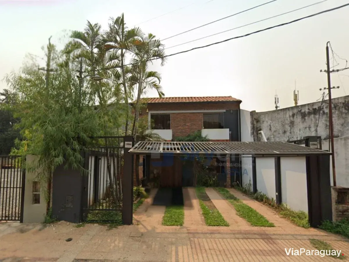 Casa en venta de 5 dormitorios en Luque, Curva Romero