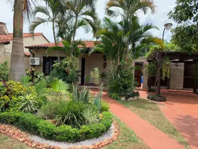 Casa à venda com 5 dormitórios em Santa Luisa, Lambaré