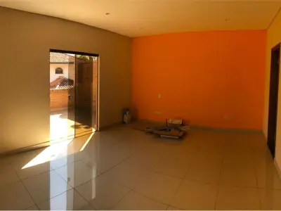 Casa à venda de dois andares no Barrio Herrera, Assunção