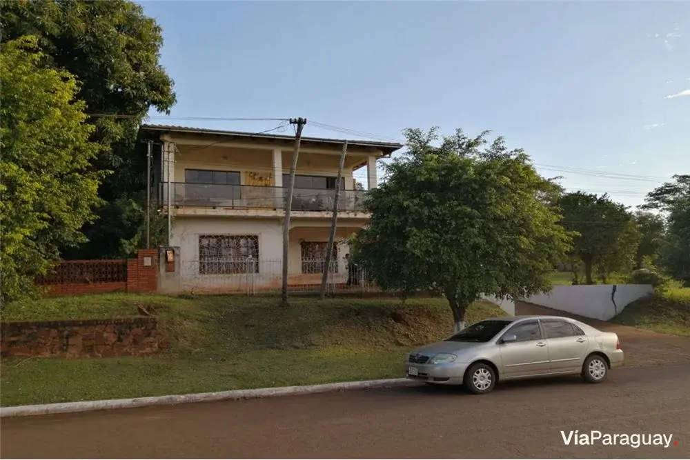 Casa en venta de dos plantas en Fram, Itapúa