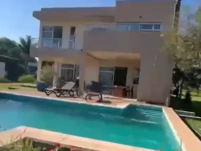 Casa en venta en AguaVista Club de Campo & Golf, Itapúa