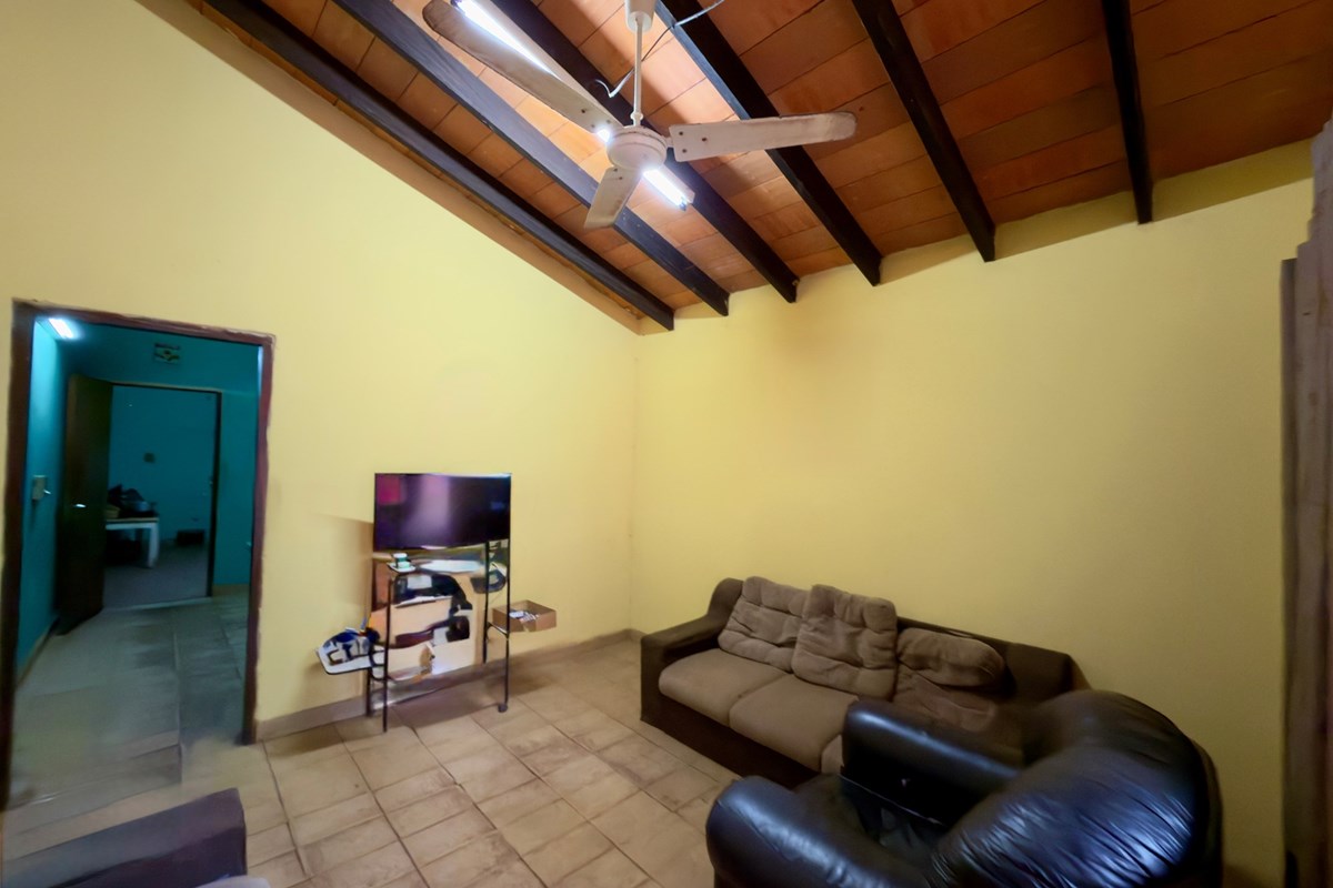House for sale in Anahí, San Lorenzo