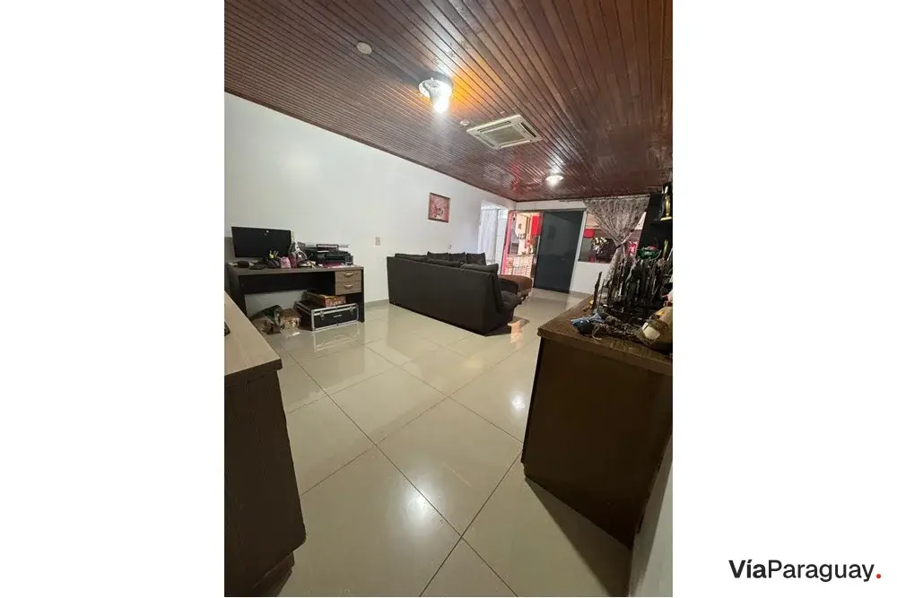 Casa à venda no Área 6, Hernandarias