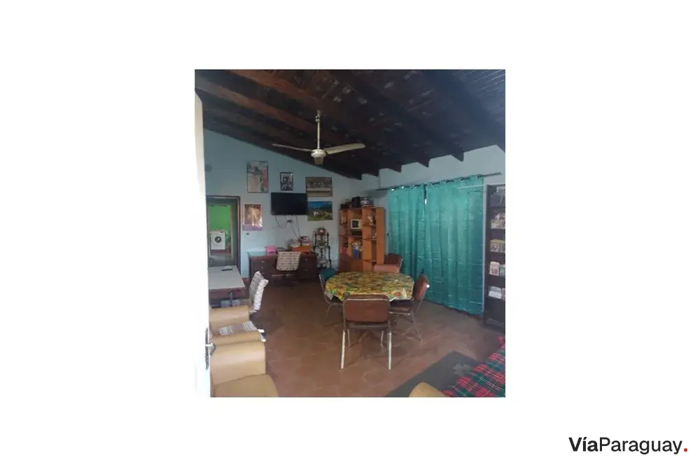 Casa à venda em Arrua, Capiatá, com jardim