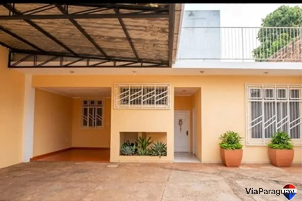 Casa à venda no B° Che la Reina, Ciudad del Este