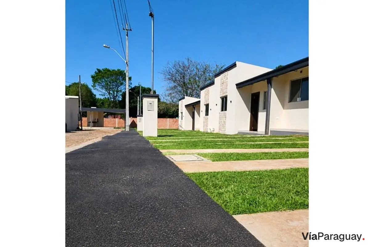 Casa en venta en barrio cerrado Arasy 2, Luque