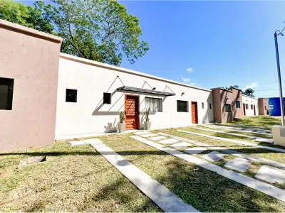 Casa en venta en barrio cerrado en Limpio, Central