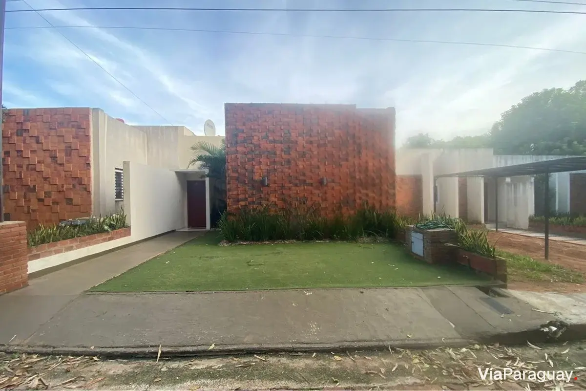 Casa en venta en barrio cerrado Manantiales de Margarita