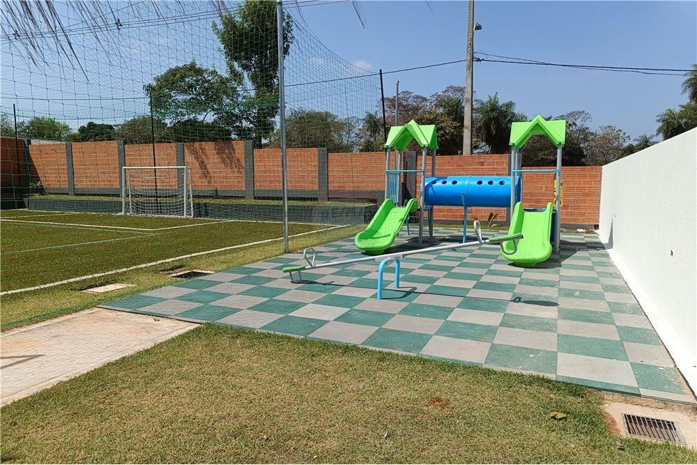 Casa en venta en barrio cerrado Terra Viva, Luque