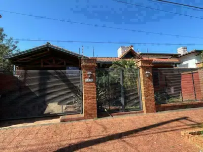 Casa à venda no Bairro Laguna Grande, Fernando de la Mora
