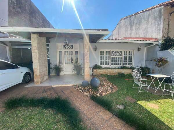 Casa en venta en Barrio Las Lomas, Asunción