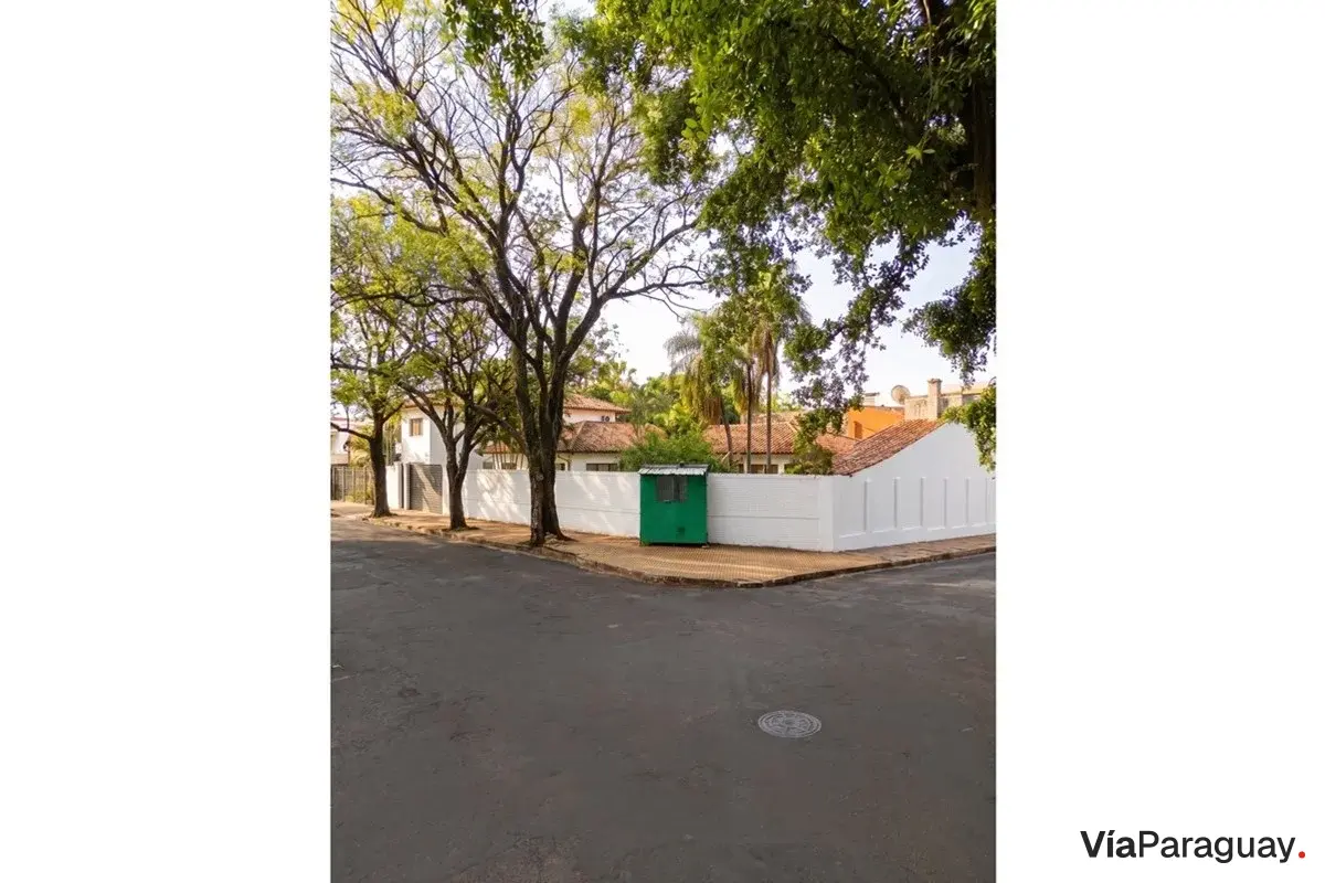 Casa à venda no bairro Las Mercedes, Asunción