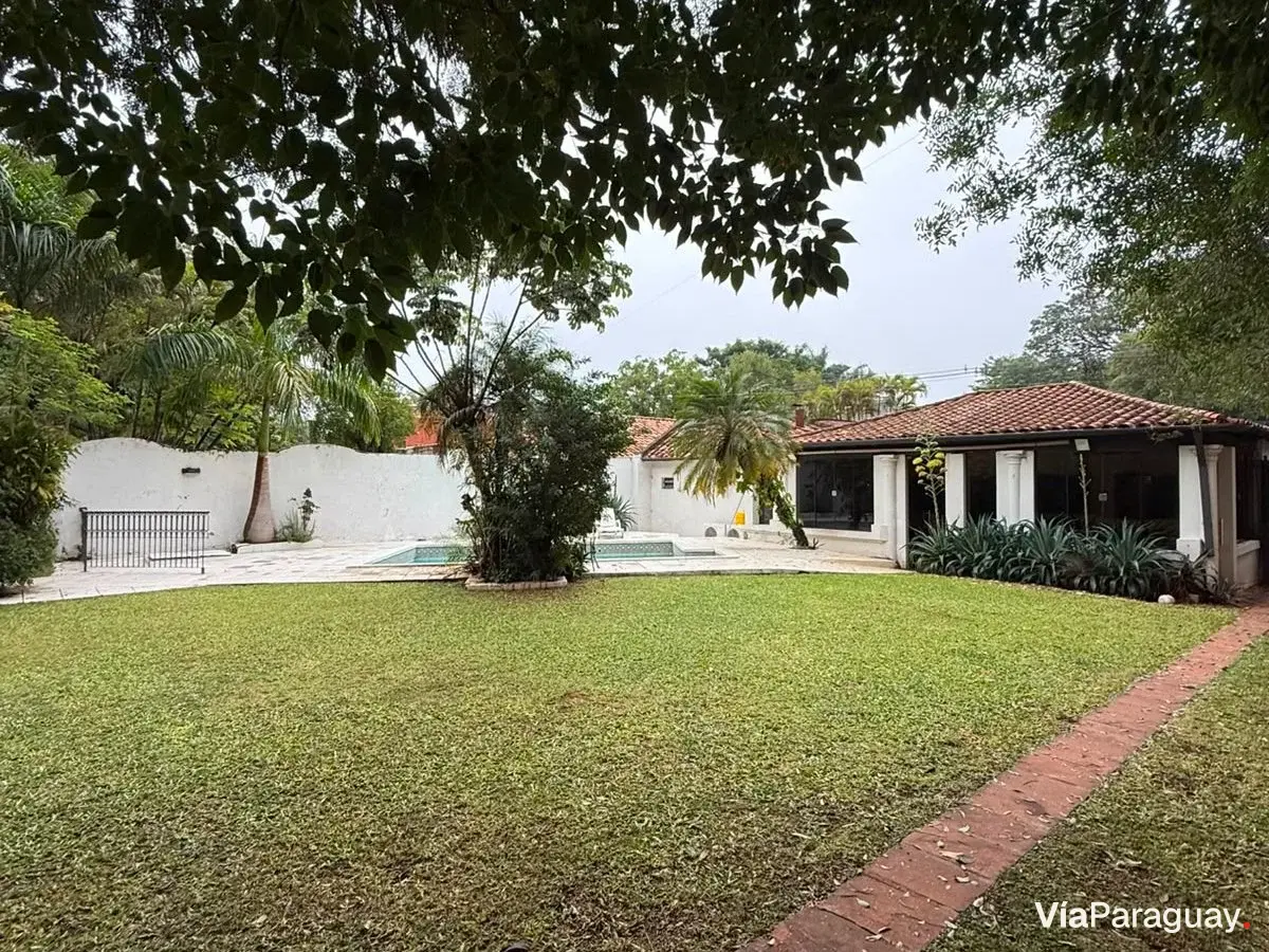 Casa à venda no Barrio Mcal. Estigarribia, Assunção