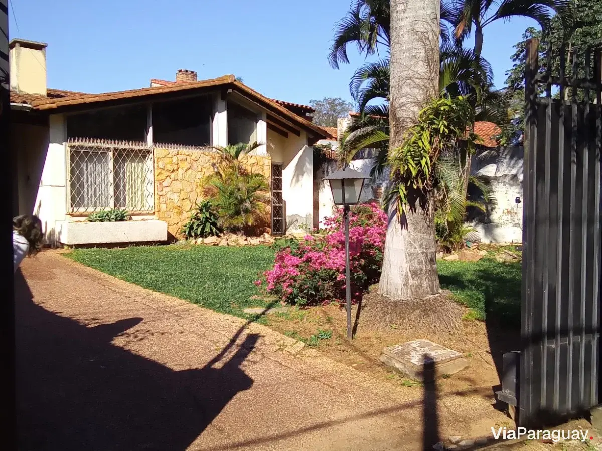 House for sale in Barrio Mcal. José Félix Estigarribia, Asunción