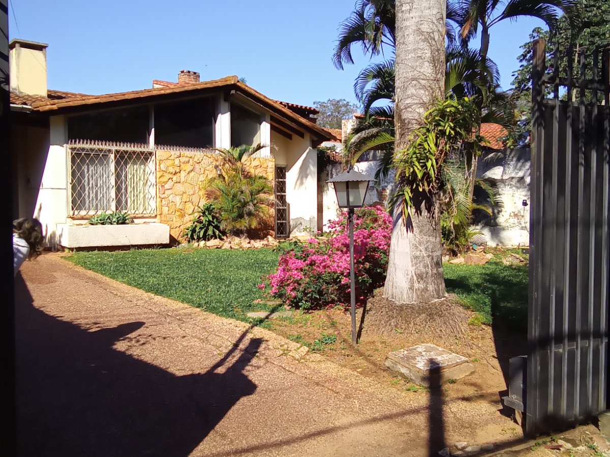 House for sale in Barrio Mcal. José Félix Estigarribia, Asunción