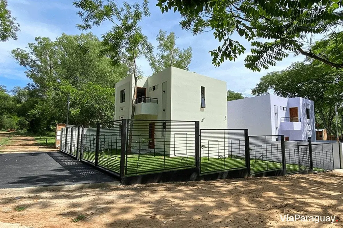 Casa à venda no Barrio Paraíso, Maramburé, Luque