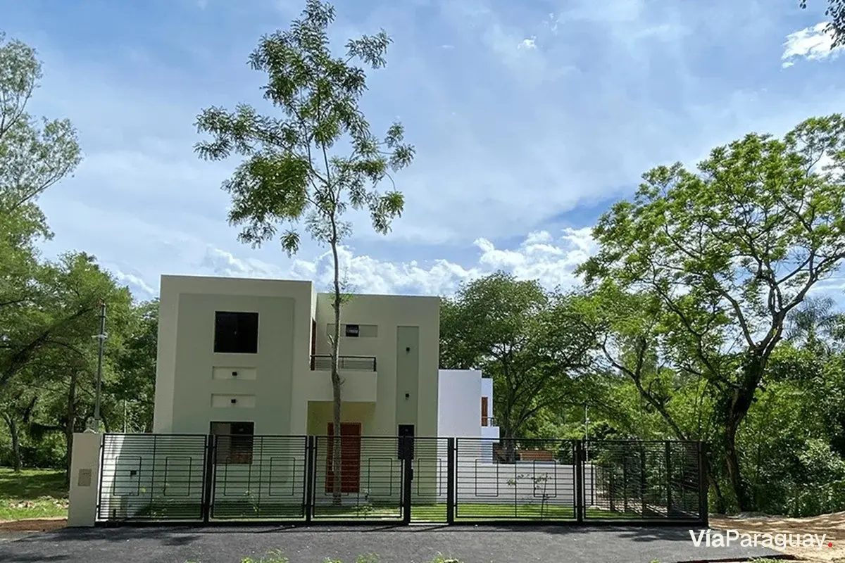 Casa en venta en Barrio Paraíso, Maramburé, Luque