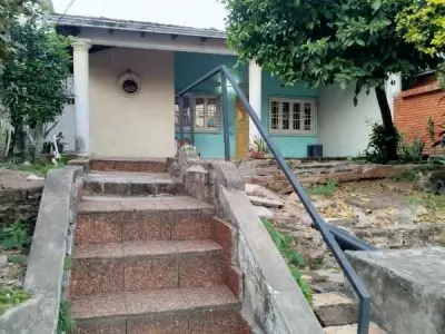 Casa à venda no Barrio Sajonia, Assunção | 2 quartos