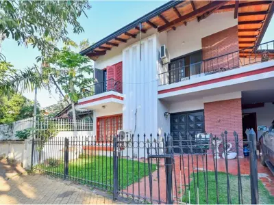 House for sale in Barrio San Cristóbal, Asunción