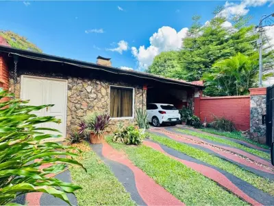 House for sale in Barrio San Felipe, San Lorenzo
