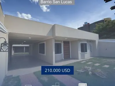 Casa en venta en barrio San Lucas, Ciudad del Este — 3 dormitorios