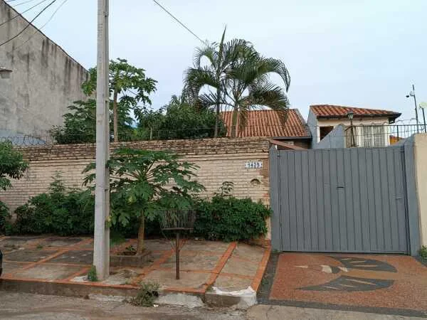 Casa en venta en barrio San Pablo, Asunción