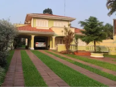 Casa en venta en barrio San Roque, Encarnación
