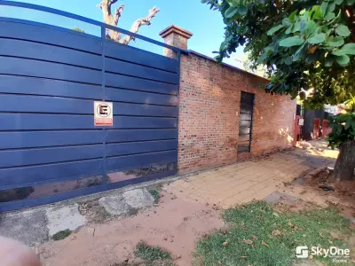 House for sale in Barrio San Vicente, Asunción
