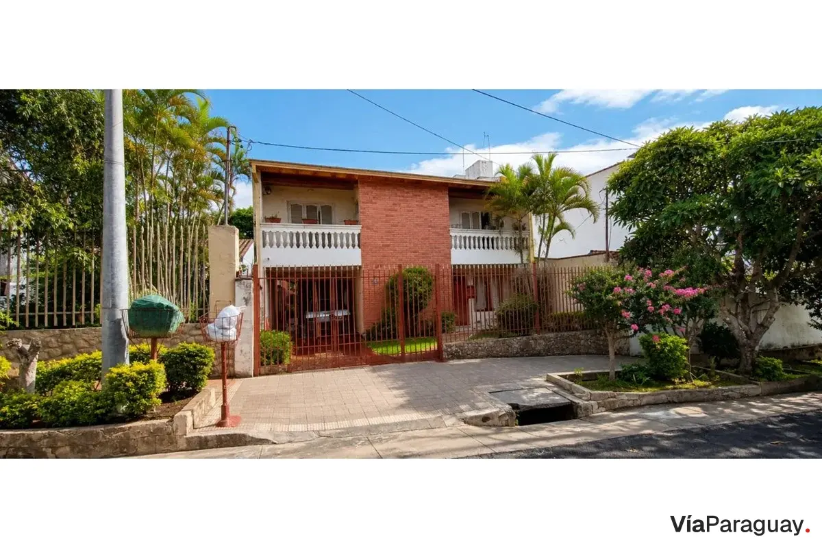 Casa en venta en Bernardino Caballero, Asunción
