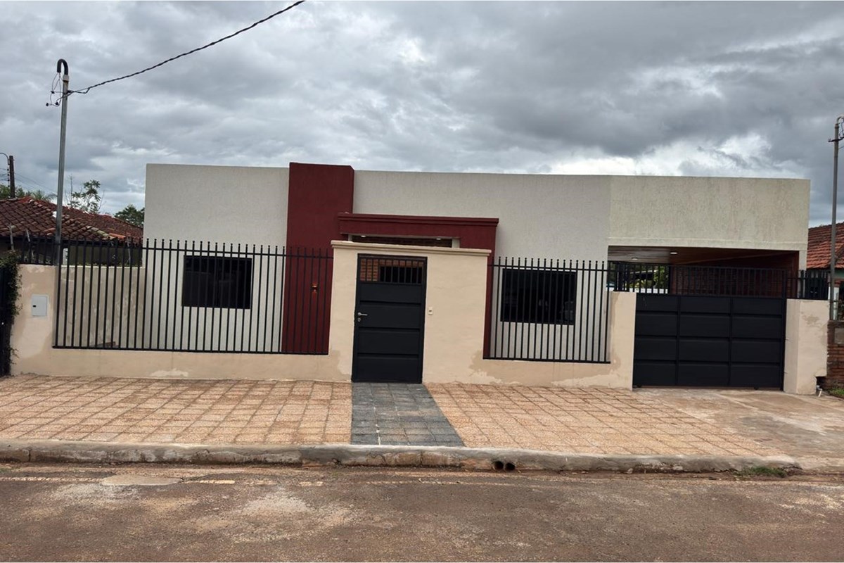 Casa à venda em Cambyretá, Itapúa