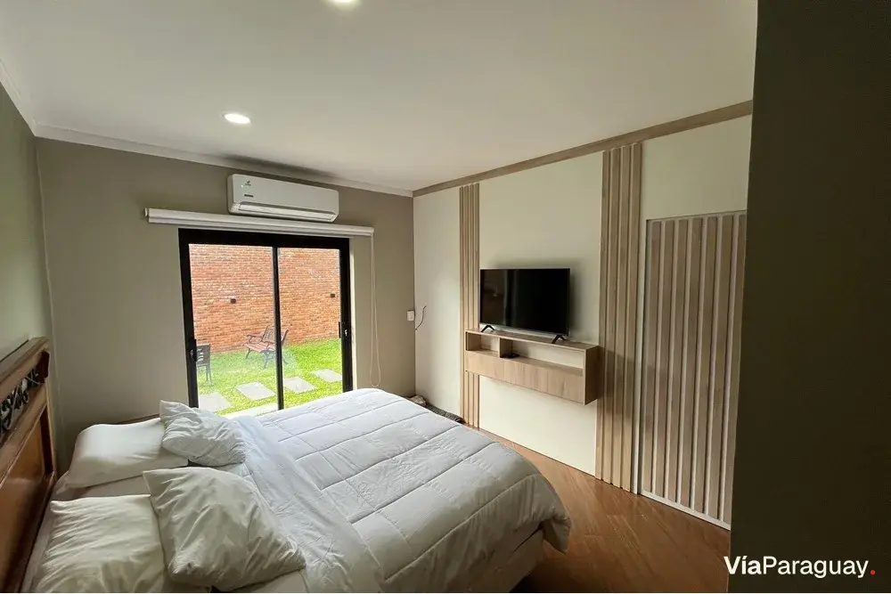 Casa à venda em Cambyretá, Itapúa, com 4 quartos