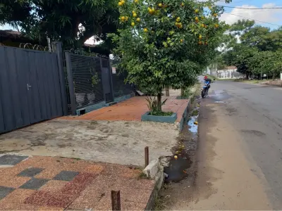 Casa en venta en Campo Grande, Luque, con piscina