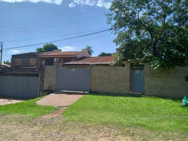 House for sale in Cañada San Miguel, Lambaré