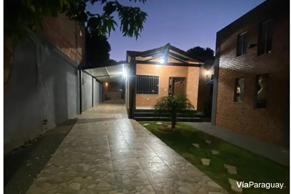 Casa en venta en Capiatá, Barrio Campos Verdes