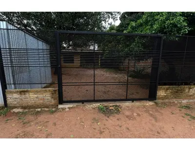 Casa à venda em Capiatá, Bairro Piro'y