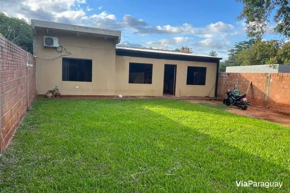 House for sale in Capiatá, Complejo Deportivo area