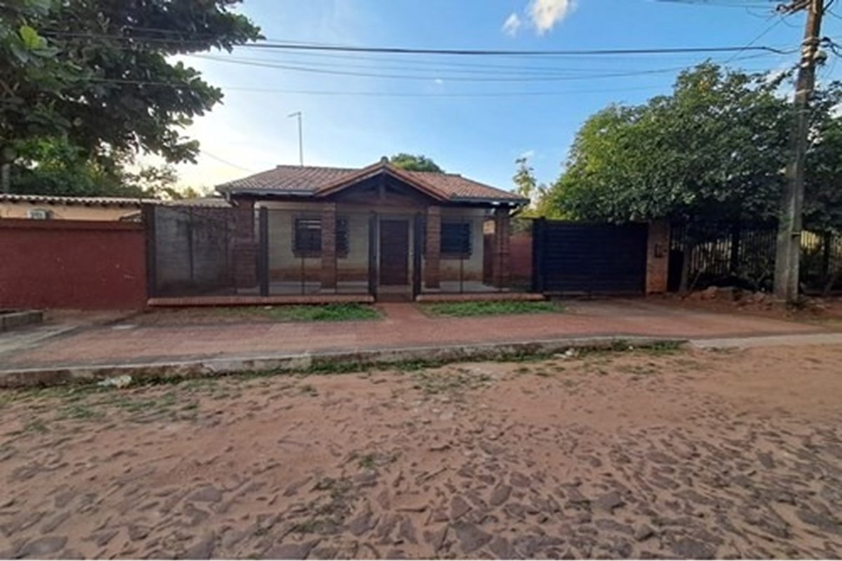 Casa en venta en Capiata, zona Lerida km 17