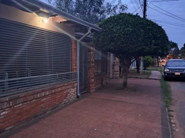 Casa en venta en Capsa, Capiatá — 3 dormitorios a 3 cuadras de Ruta 2