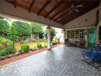 Casa en venta en Capsa, Capiatá, con quincho y terreno de 1.080 m²