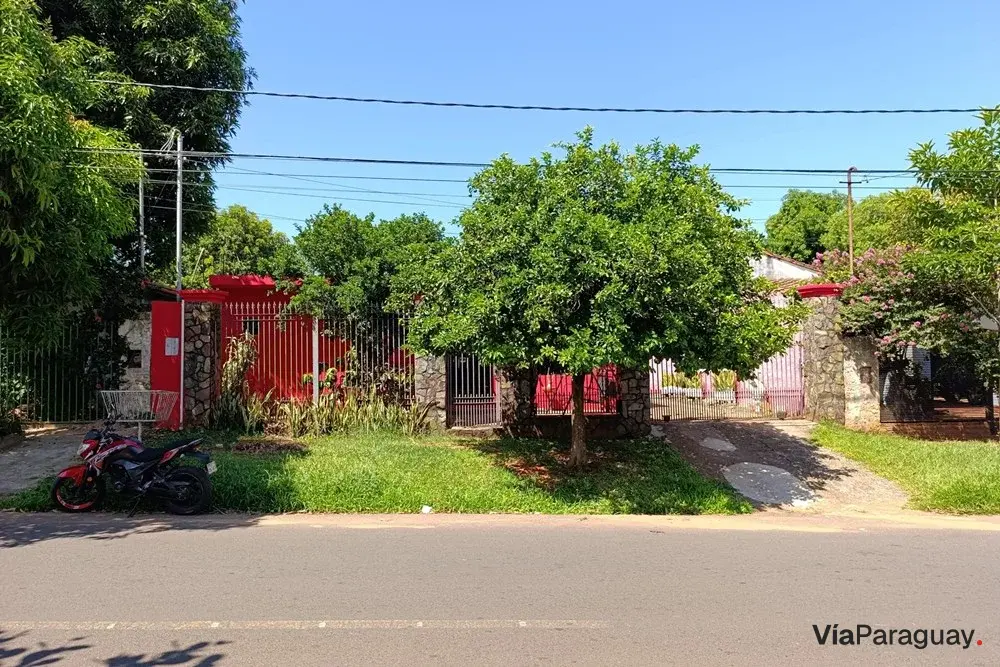 Casa à venda no Casco Urbano de Capiatá