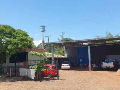 Casa en venta en Ciudad del Este, Alto Paraná — 3 dormitorios 1