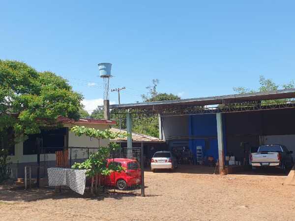 Casa en venta en Ciudad del Este, Alto Paraná — 3 dormitorios