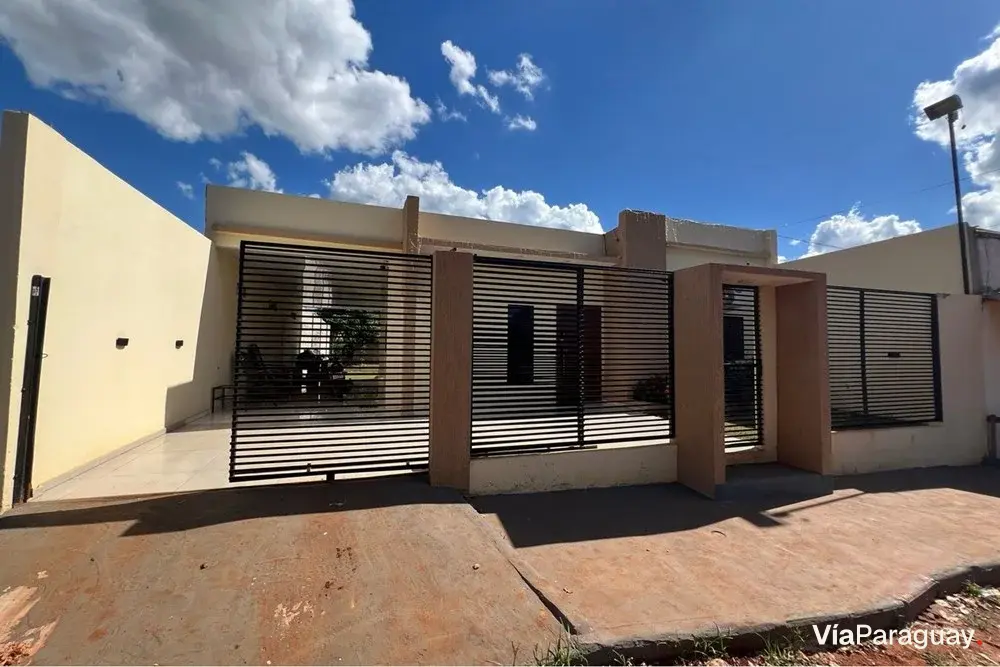 Casa à venda em Ciudad del Este, Km 9½ Monday