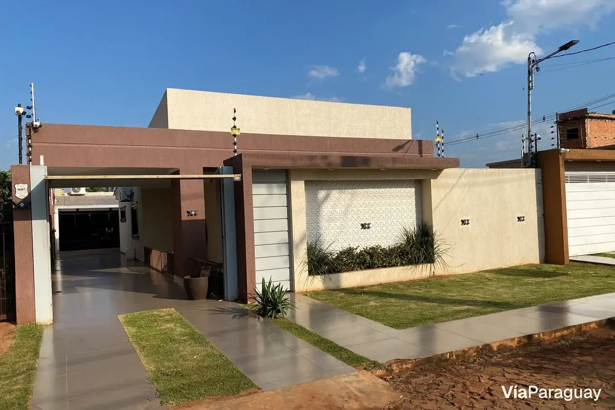 Casa à venda em Ciudad del Este, San Juan
