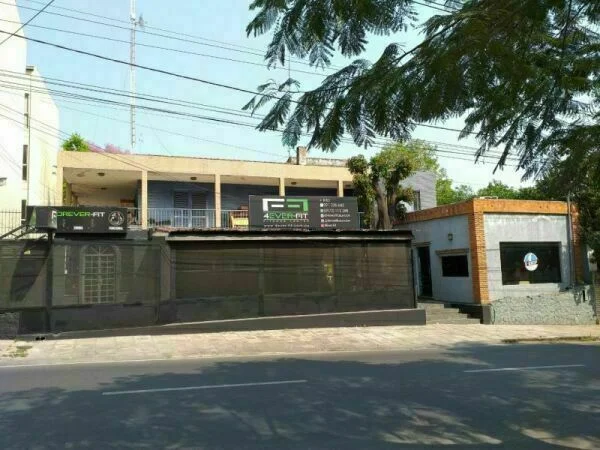House for Sale in Ciudad Nueva, Asunción — 5 Bedrooms, AR3B Zoning