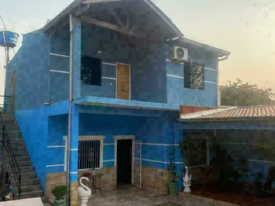 Casa en venta en Ciudad Nueva, Ciudad del Este – 4 dormitorios
