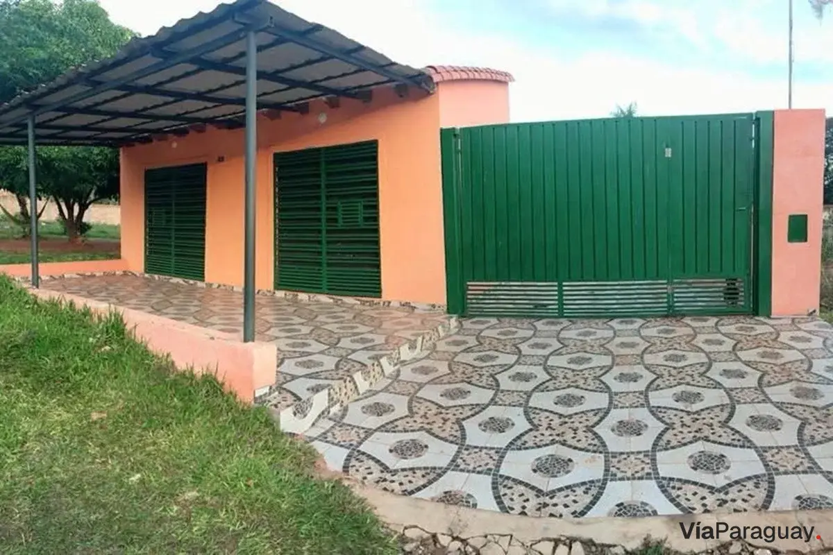 Casa à venda em Colonia Thompson, Ypané