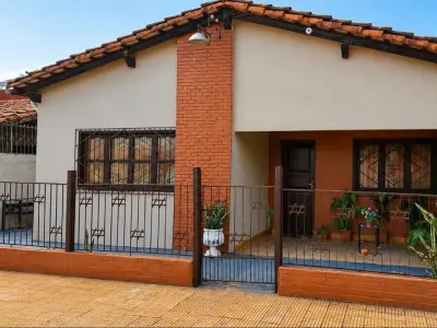 Casa à venda em Concepción, Centro, com jardim