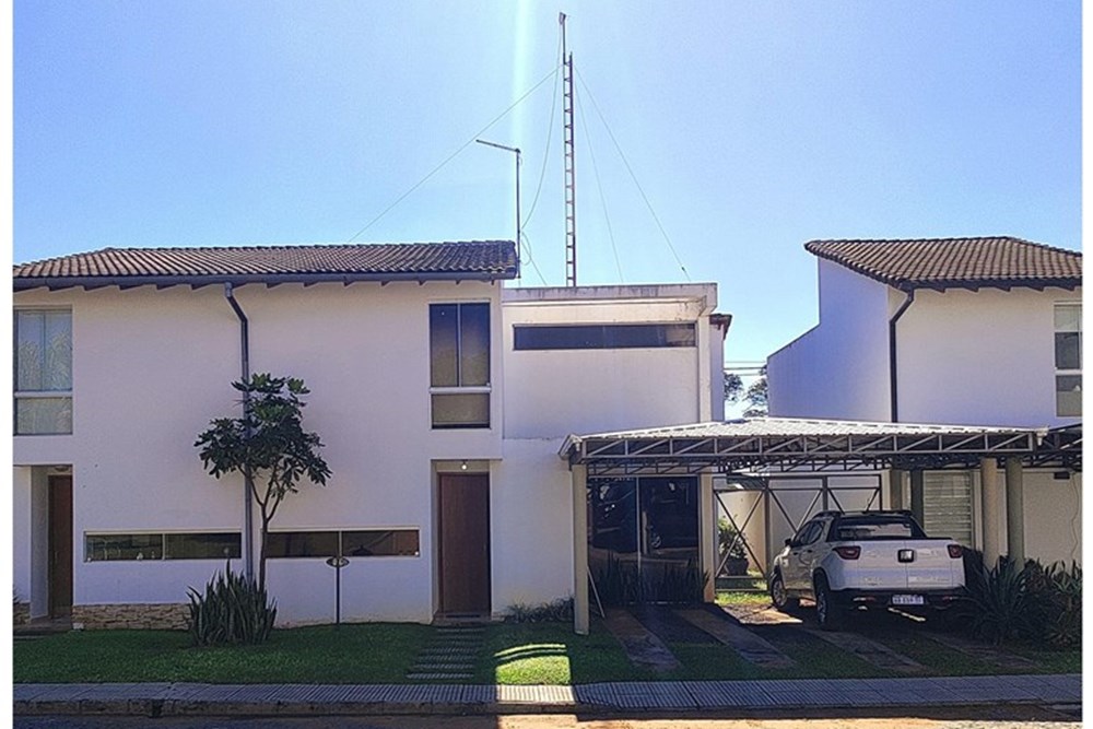 Casa à venda no Condomínio Alterra, Luque