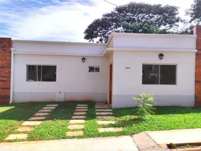 House for sale in gated community in Isla Bogado, Luque
